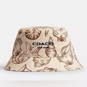 NWT Coach women's Jumbo Seashell
Print Bucket Hat Dark Natural CBO66